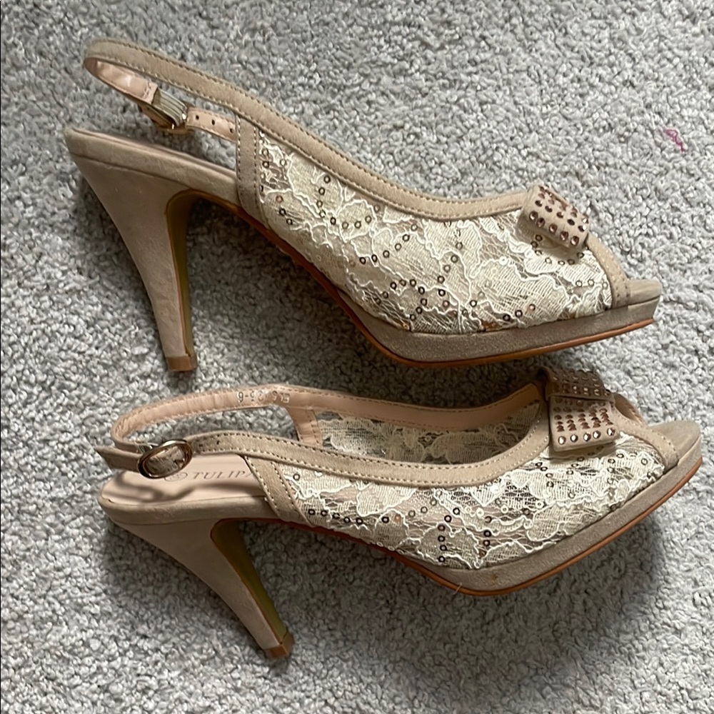 Italian NEW Beige  Peep-Toe / lace Women's Shoes 39